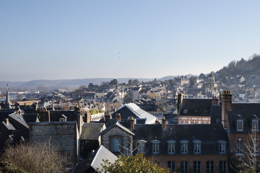 vista esterna dalla junior suite - hôtel saint-delis - la maison du peintre
